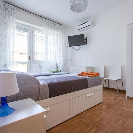 Bolognina Central Apartment Болонья Экстерьер фото