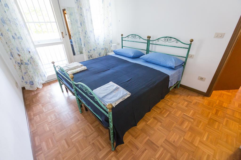 Bolognina Central Apartment Болонья Экстерьер фото